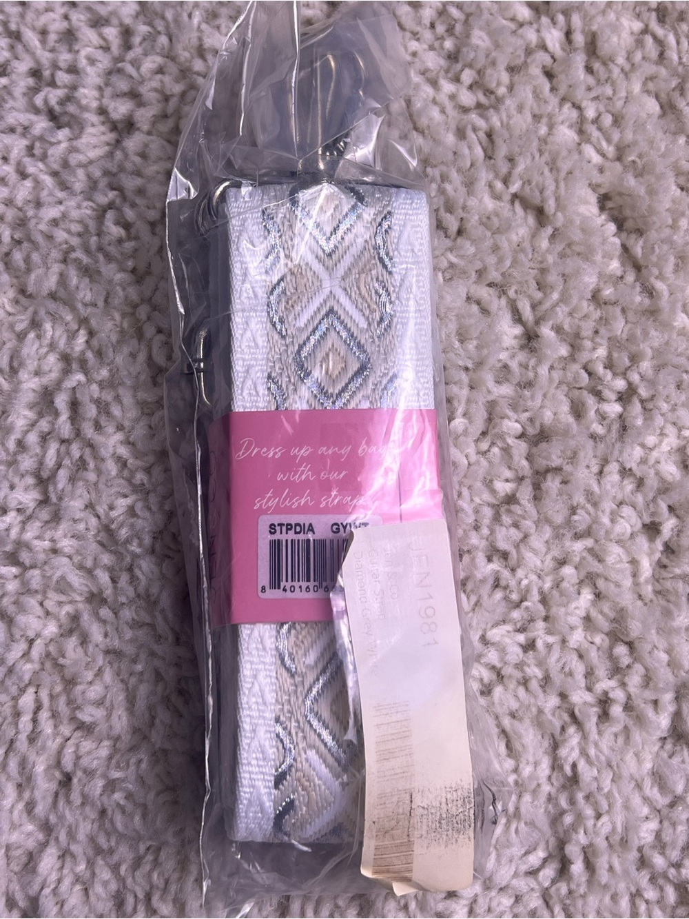 JEN& CO GUITAR PURSE STRAP NIP - Picture 5 of 7